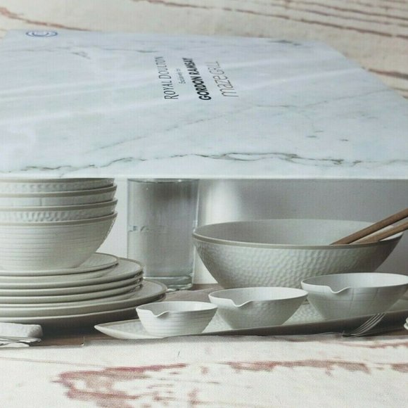 New Gordon Ramsay Maze Grill Set of 4 Plates 6" Mixed Similar Patterns - Picture 10 of 12